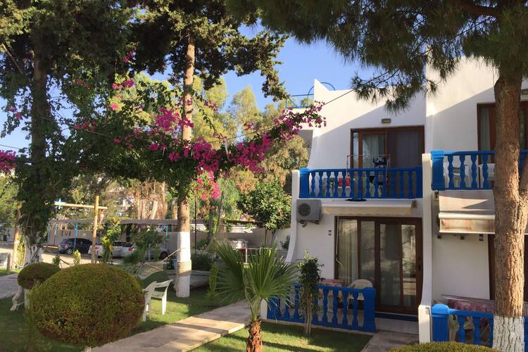 Emrah Hotel Restaurant Beach Akyarlar Bodrum